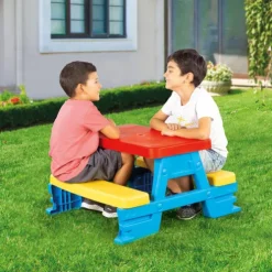Dolu Primary Colour Picnic Table