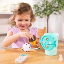 Melissa & Doug Play to Go Ice Cream Food Play Set