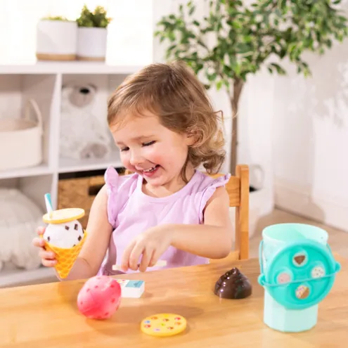 Melissa & Doug Play to Go Ice Cream Food Play Set