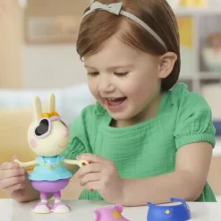 Peppa Pig Dress Up Figure (Styles Vary)