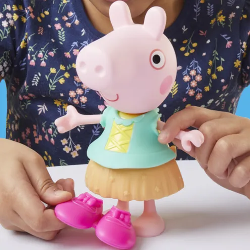 Peppa Pig Peppa's Dress Up Wardrobe Playset