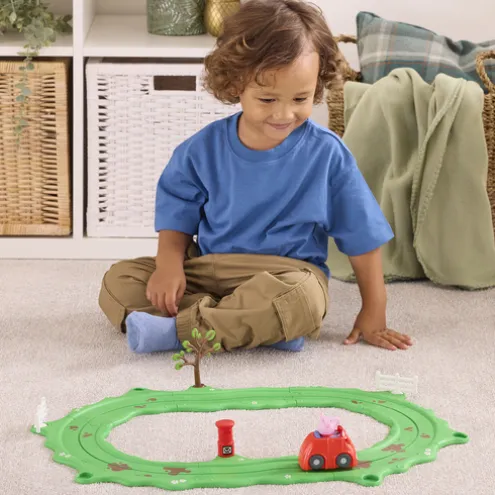 Peppa Pig Peppa's Little Red Race Car Playset Whizz Around